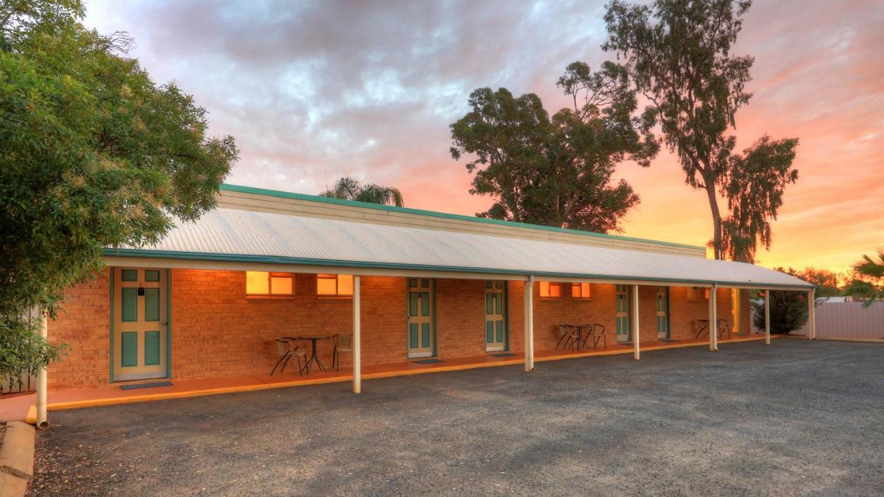Mulga Country Motor Inn Charleville Buitenkant foto