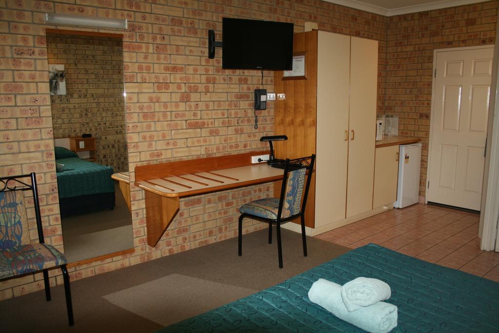 Mulga Country Motor Inn Charleville Kamer foto